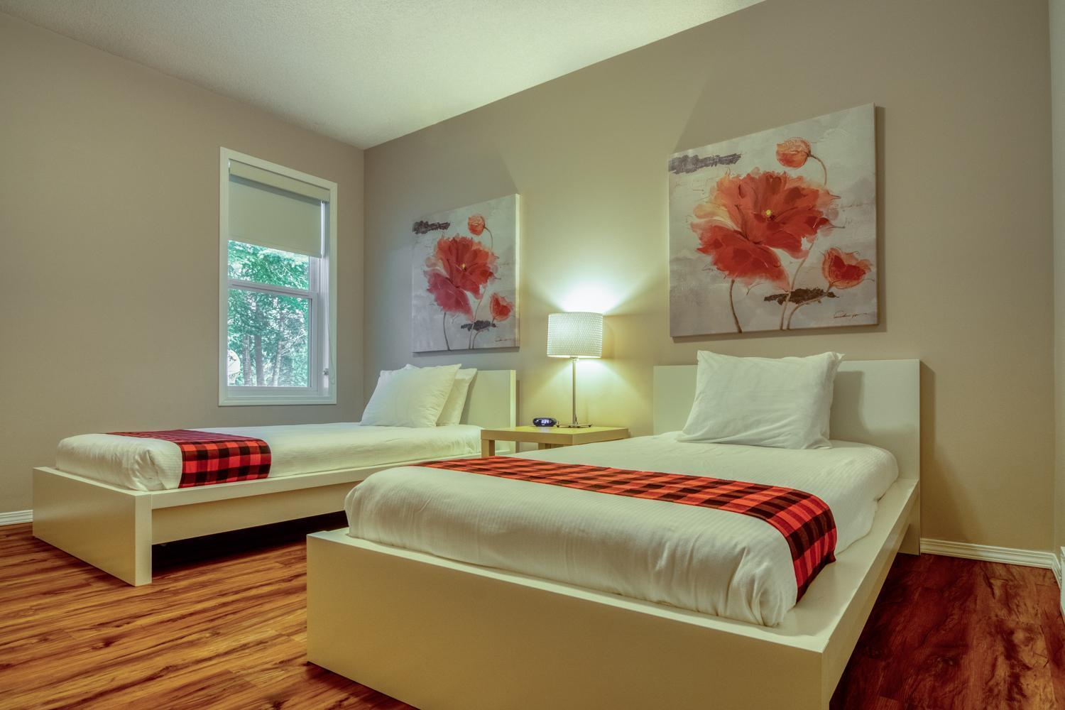 Ridgeview Resort Radium Hot Springs Bagian luar foto