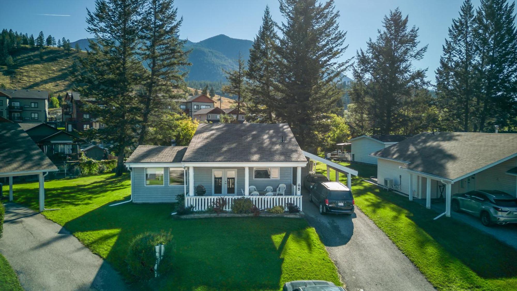 Ridgeview Resort Radium Hot Springs Bagian luar foto